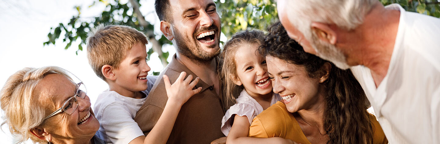 Titelbild für die Gesundheitstage 2023 - Familienmotiv 